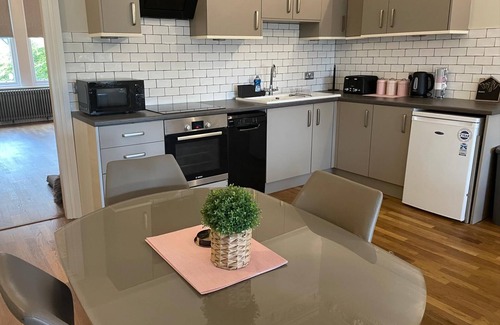 Sheffield Apartment | Cozy Victorian Gem Near Hospitals & Attractions