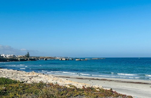 San Foca Villa | Cozy villa a stone's throw from the sea