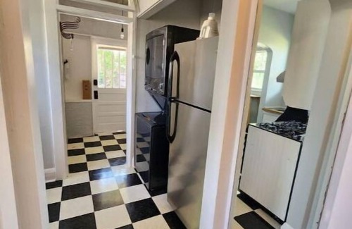 Colonialtown North House | Cozy Vintage Bungalow @Mills50 District