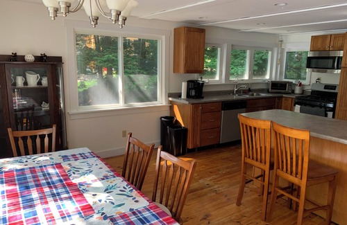 Sunapee Cottage | Cozy Waterfront 2-bedroom Cottage on Perkins Pond, Sunapee, NH