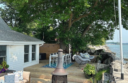 Leamington House | Cozy waterfront cottage
