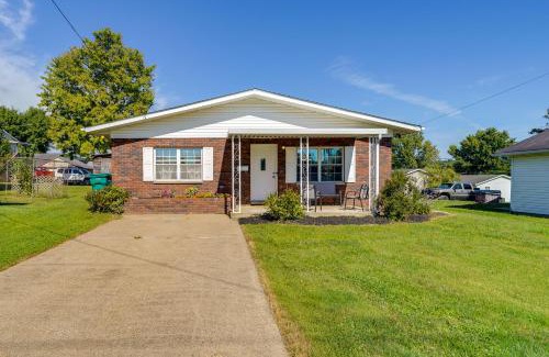 Hurricane House | Cozy West Virginia Home about 13 Mi to Kanawha River