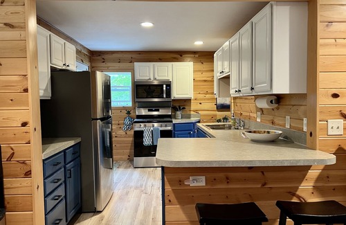 Whitehall Cottage | Cozy White Lake Cottage