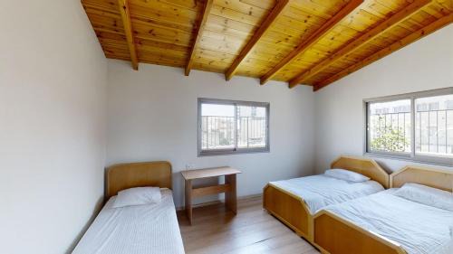 Nazareth Apartment | Cozy wood apartment with great view to Nazareth