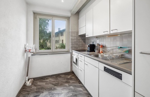 Center Apartment | Cozy Zurich Apartment with Easy Access