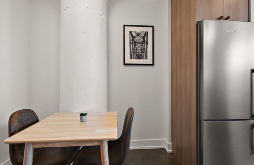 Warehouse District Apartment | CozySuites NLG - Modern 1BR condo #07