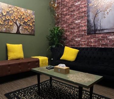 Sari Street Apartment | CRAFT LOFT - Olive 232