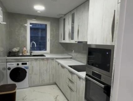 Hadzici Apartment | Crater H