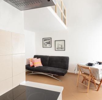 Zona Risorgimento Apartment | Cream Little Apartment - M1 - City Center
