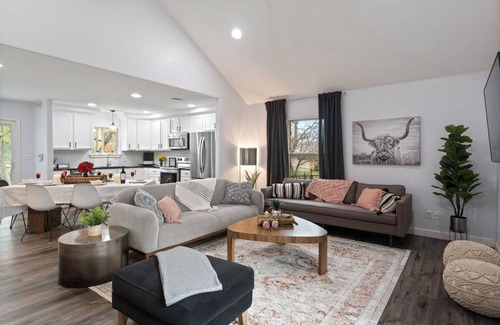 Horseshoe Bay House | Creek Haven Getaway | Concierge Services
