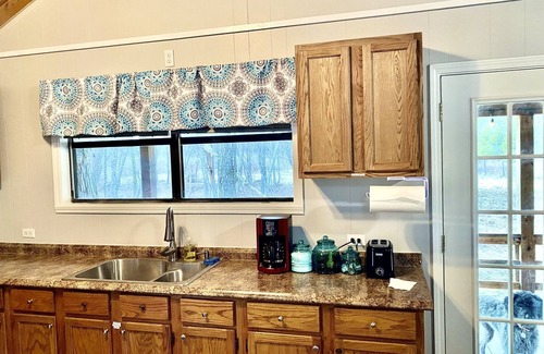 Newnata Cabin | Creekside accommodations near Mt. View - Pet Friendly and a kids paradise