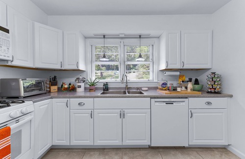 Asheville House | Creekside Charm minutes to Asheville
