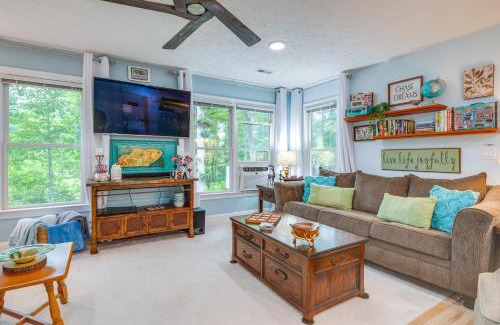 Hendersonville Apartment | Creekside Hendersonville Haven Hot Tub and Fire Pit