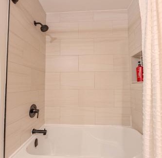 Saint David Apartment | Creekside Hideaway -Oak Bay, NB