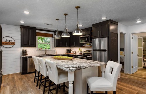 Harrison Condo | Creekside Place - Pet Friendly, amenities galore & perfect central location