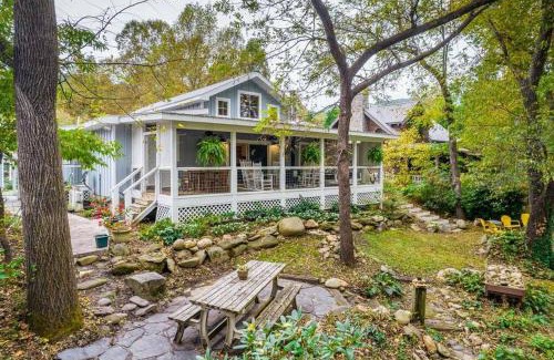 Bryson City House | Creekside Quarters - Modern Farmhouse with Deep Creek your Backyard Oasis