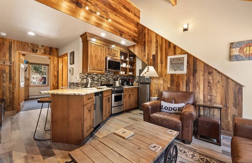 Fall River Estates Condo | Creekside Suite 03 (NO HT)