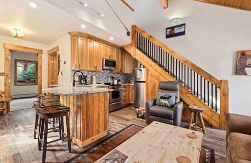 Fall River Estates Condo | Creekside Suite 21 (HT)