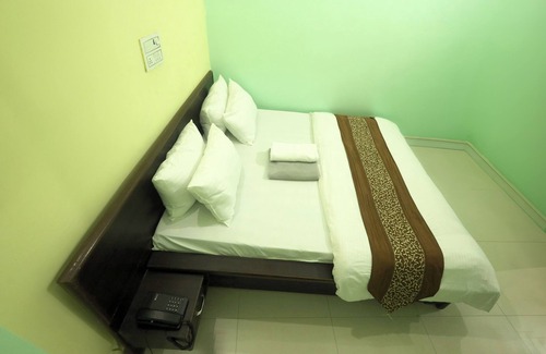 Rohtak Hotel | Creeper Hotel And Restaurant