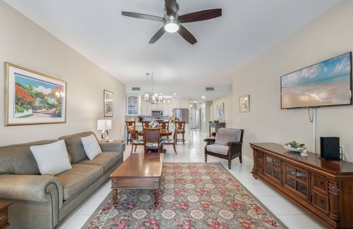 Seven Mile Beach Condo | Crescent Point 18 - Spacious 3 Bedroom condo rented by Cayman Villas