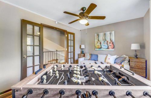 North Buttercup Creek House | Crested Oak