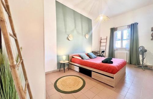 Saint-Chamas Apartment | Creux de l'Église 1 - Cosy, Centre-village au calme, 4 personnes