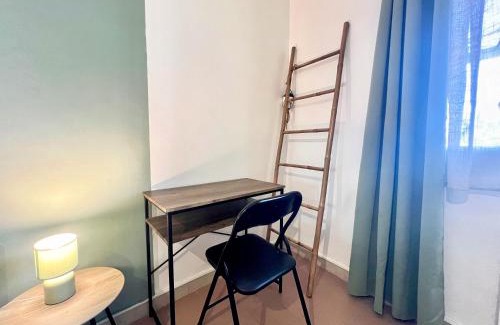 Saint-Chamas Apartment | Creux de l'Église 1 - Cosy, Centre-village au calme, 4 personnes