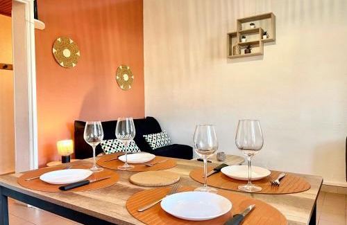Saint-Chamas Apartment | Creux de l'Église 1 - Cosy, Centre-village au calme, 4 personnes