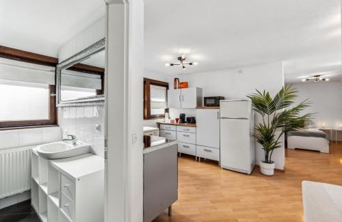 Gifhorn Apartment | CREW BEDS - APARTMENT in Gifhorn City für 4 Personen- 50m2, 2 Zi, 4 Einzelbetten, Free Kaffee, WiFi & Parking - 24h CHECK IN