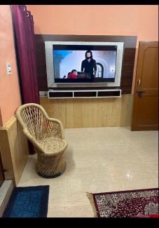 Rampur Bed & Breakfast | Crimson inn b&b