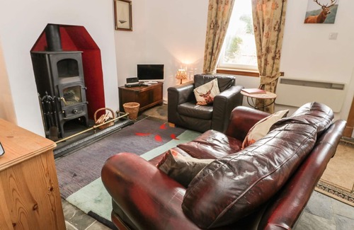 Cairnbaan Cottage | Crinan Canal Cottage No8 Cairnbaan Cottages