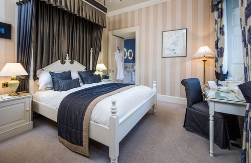 Peebles House | Cringletie House Hotel