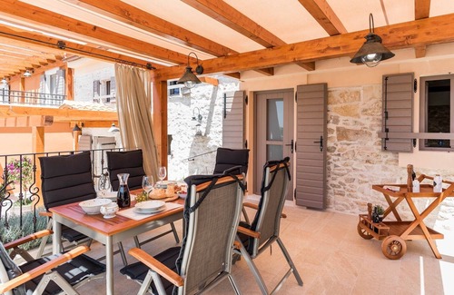 Skradin Villa | Croatian villa, holiday villa croatia, dalmatian coast villa, croatia villa with pool
