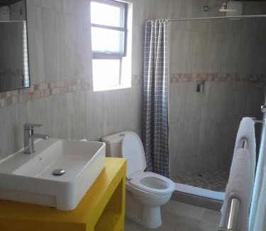 Ramotswa Cabin | Crocodile Pools Resort