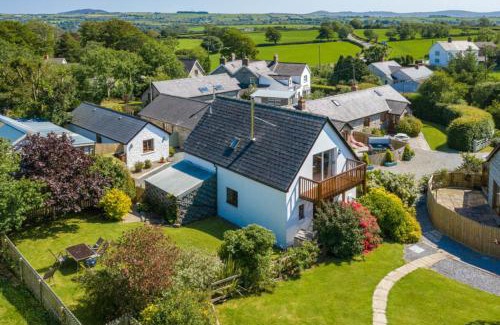 Cardigan Apartment | Croft Farm & Celtic Cottages
