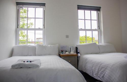 Roath Hotel | Crofts Hotel