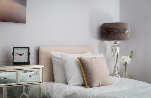 Kensington Apartment | Cromwell road apartments