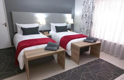 Kimberley House | Cronin Luxury Accomodation Room 3
