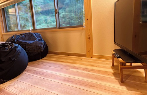 Otoyo Cabin | CrossFit Otoyo Strength TINY HOUSE