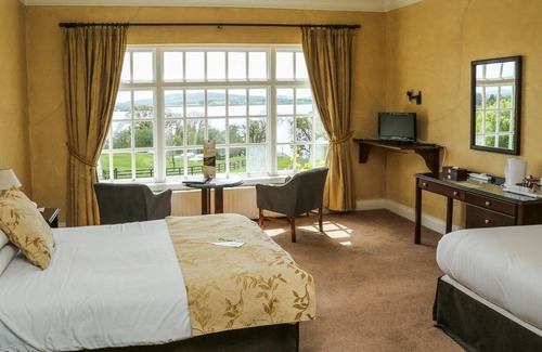 Mount Nugent Hotel | Crover House Hotel