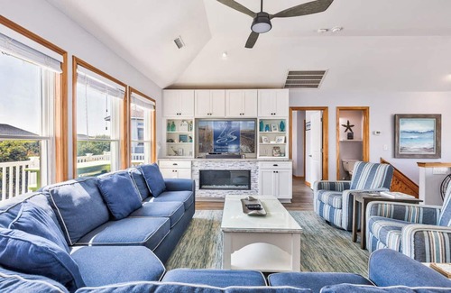 Corolla House | Crown Blessing | 198 ft from the Beach | Dog Friendly, Private Pool, Hot Tub | Corolla