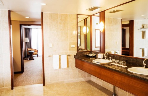 Port Moresby Hotel | Crown Hotel