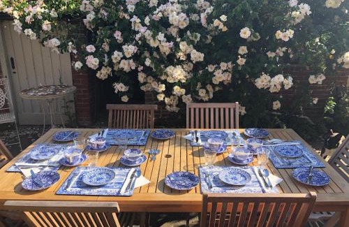 Saxmundham Bed & Breakfast | Crown House Great Glemham