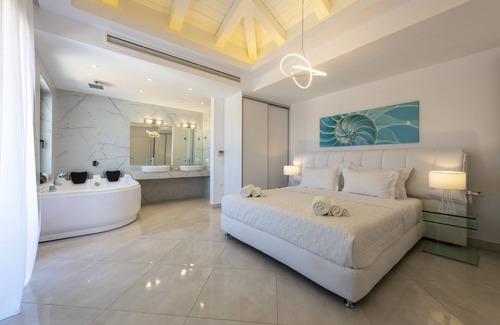Agii Anargiri House | CROWN JEWEL VILLA IN PORTO HELI