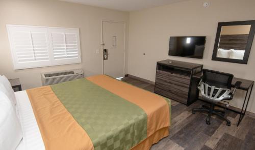 El Centro Hotel | Crown Motel