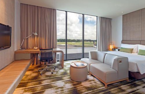 Changi Hotel | Crowne Plaza Changi Airport by IHG