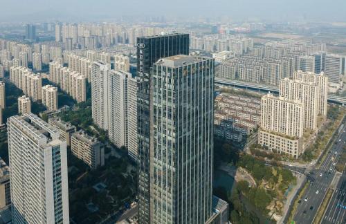 Yuhang District Hotel | Crowne Plaza Hangzhou Linping by IHG