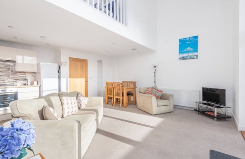 Newquay City Centre Apartment | Crysawna, Newquay, close to the beach & amenities