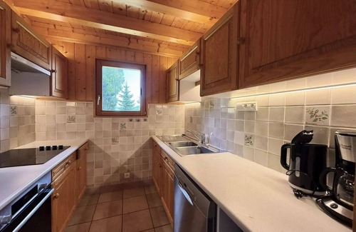 Crest-Voland Ski Chalet | Crystal Chalet - CHARM CHALET WITH SAUNA AND SUPERBE SIGHT ON THE MONT CHARVIN AND ARAVIS