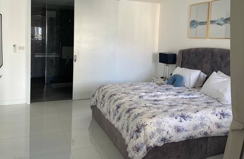 Ploenchit Condo | Crystal Garden Luxury in heart of Downtown Bangkok